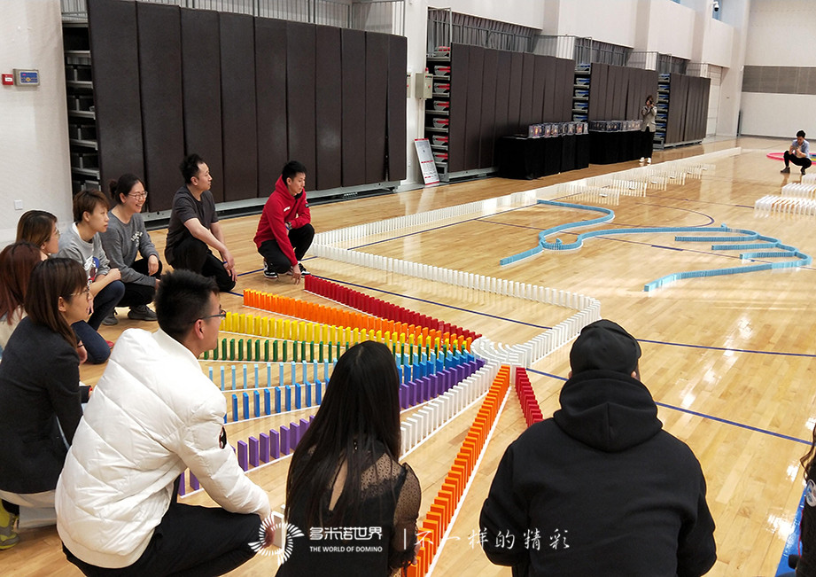 多米諾團隊大挑戰(zhàn)開啟繽客網(wǎng) “好評住宿獎”頒獎典禮