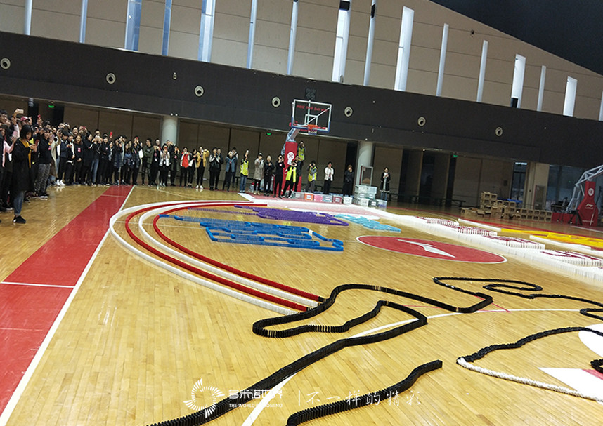 多米諾團(tuán)隊(duì)大挑戰(zhàn)開啟李寧服務(wù)+新篇章