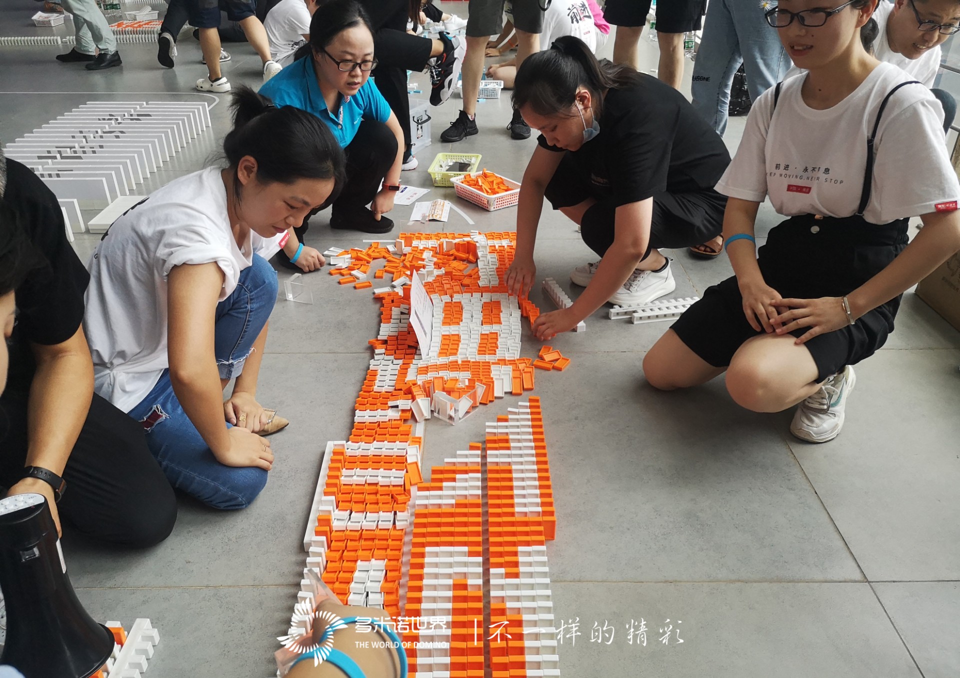 暢捷通團(tuán)隊(duì)相聚南昌“再戰(zhàn)”多米諾