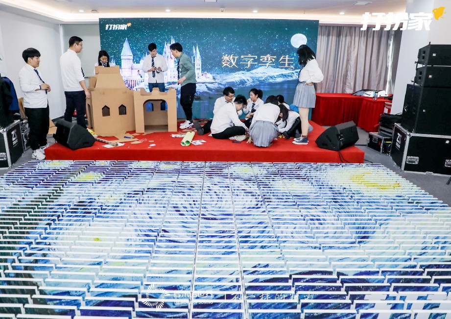 多米諾再戰(zhàn)年會云挑戰(zhàn)