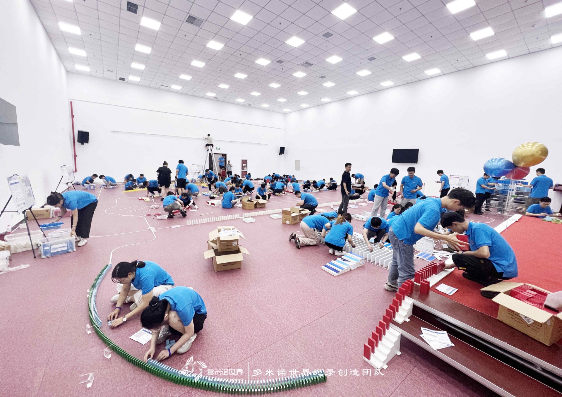 “后浪入?！敝袊?guó)海油多米諾團(tuán)隊(duì)挑戰(zhàn)活動(dòng)